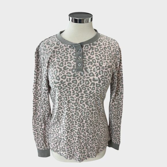 Serra Medium Cotton Polyester Gray Pink Cheetah Leopard Print 2 Piece Pajamas - Picture 3 of 9